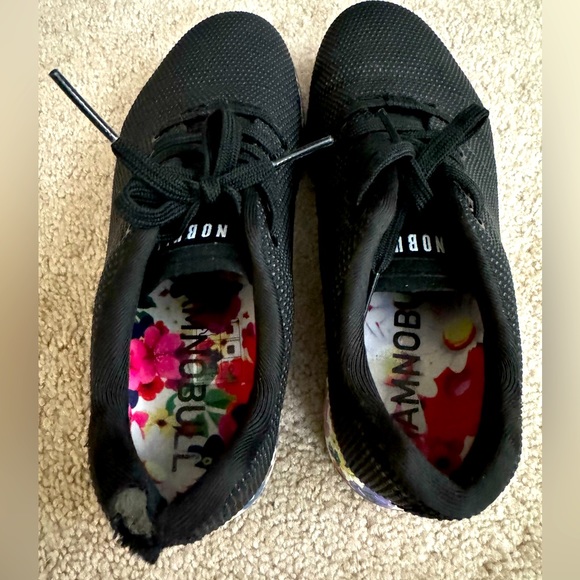 NOBULL Women’s Floral Trainer - Picture 6 of 10